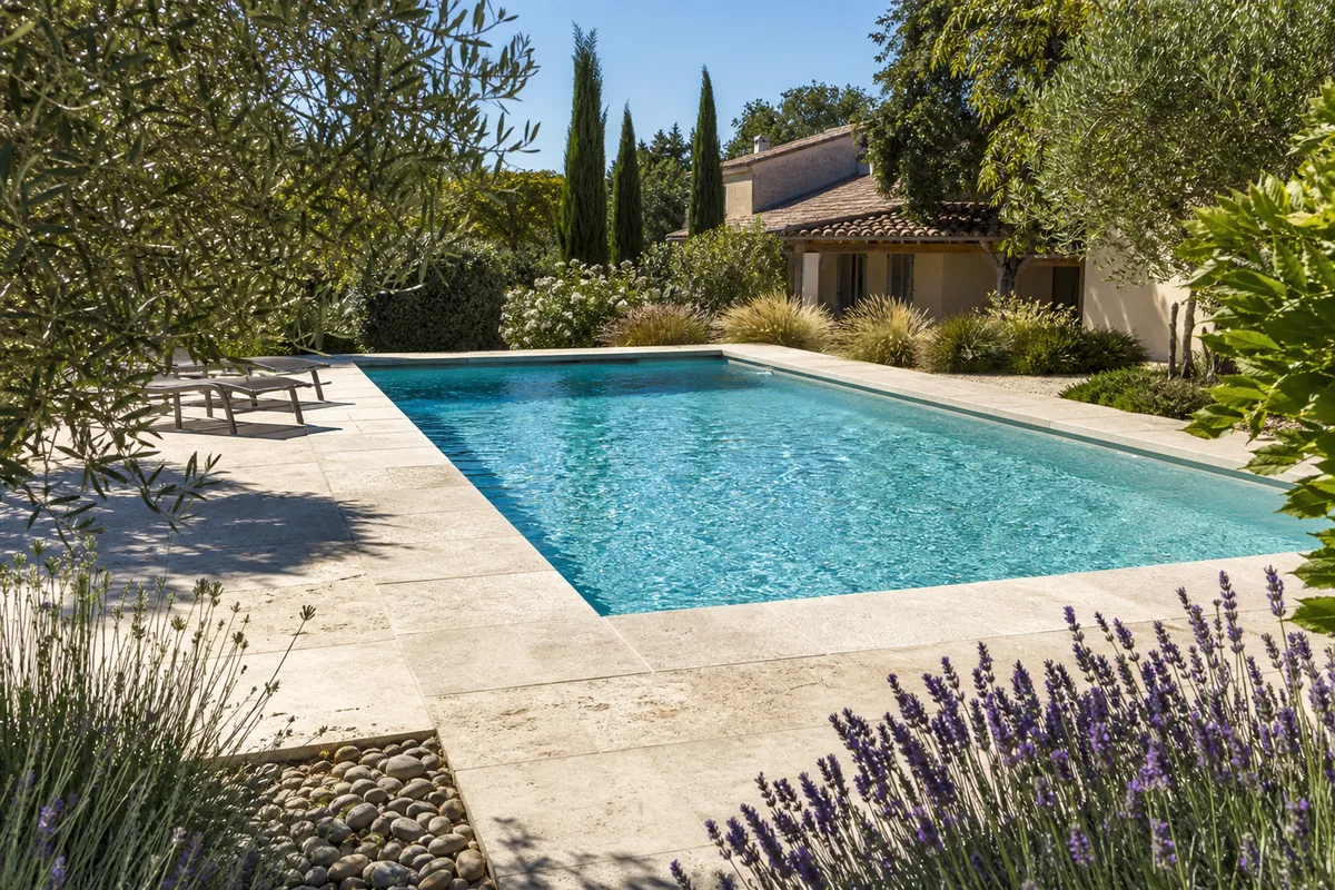 Constructeur de piscine en Tarn-et-Garonne : bien choisir